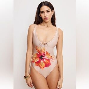 Good American Satin Deep Dive One-Piece Swimsuit Champagne Tropical Hibiscus